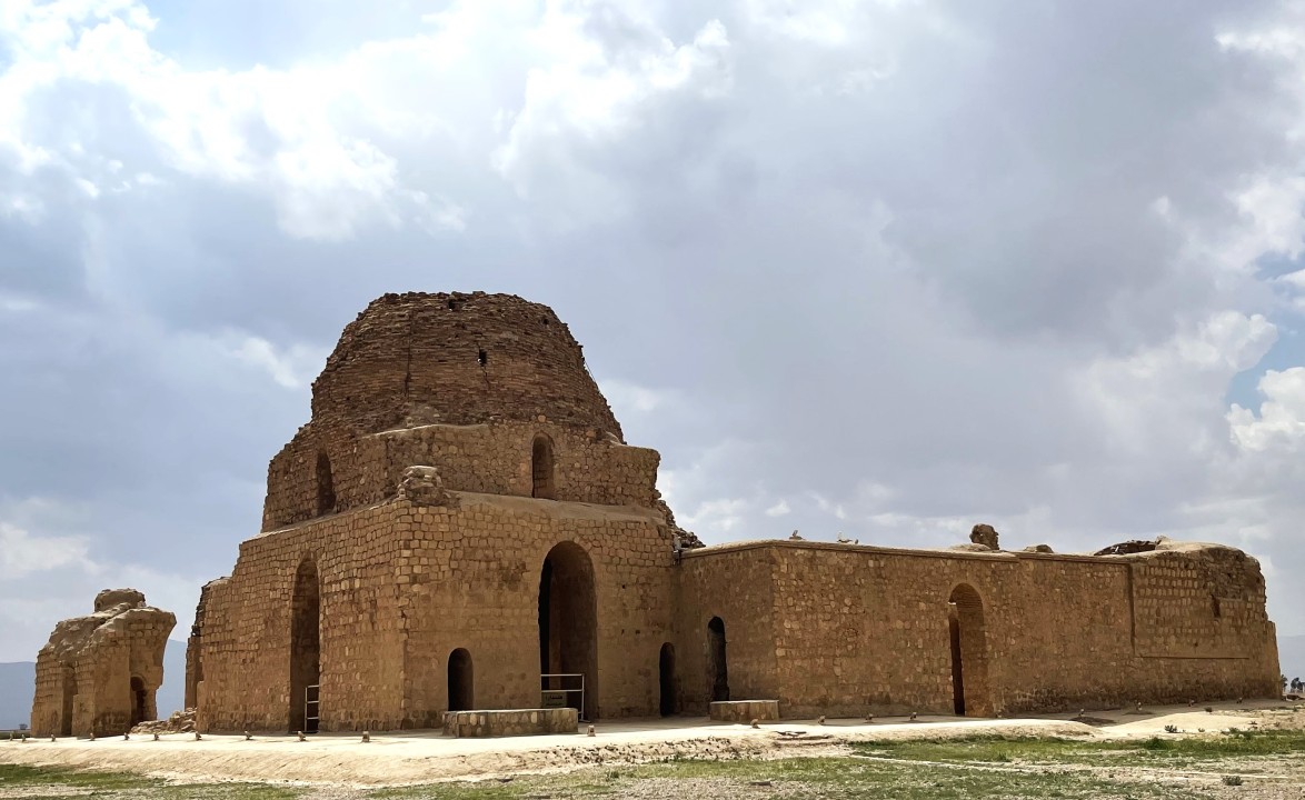 مرمت کاخ ساسانی سروستان با اعتبار وزارت نفت